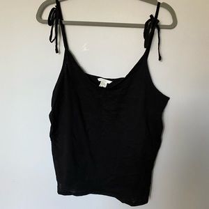 Black shoulder tie tank